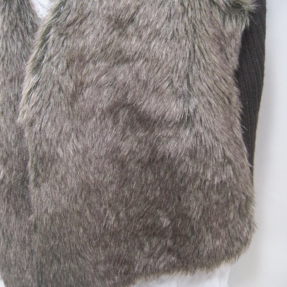 Fever Women Large Brown Faux Fur Sleeveless Vest - Picture 4 of 6
